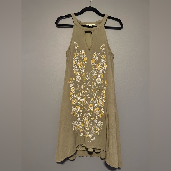 miami Dresses & Skirts - Miami army green summer dress with floral design size S small